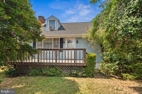 10 Park Lake Ave, TITUSVILLE, NJ, 08560-1721 | Card Image
