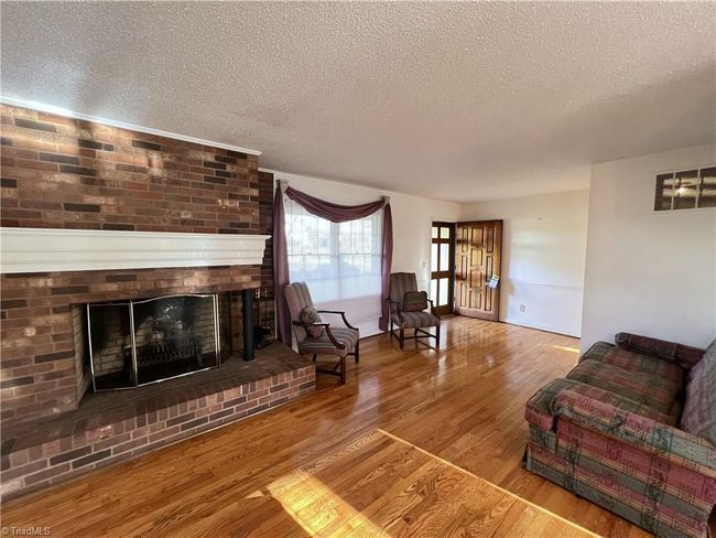 101 N Wilson St, House other with 4 bedrooms, 2 bathrooms and null parking in Madison NC | Image 14