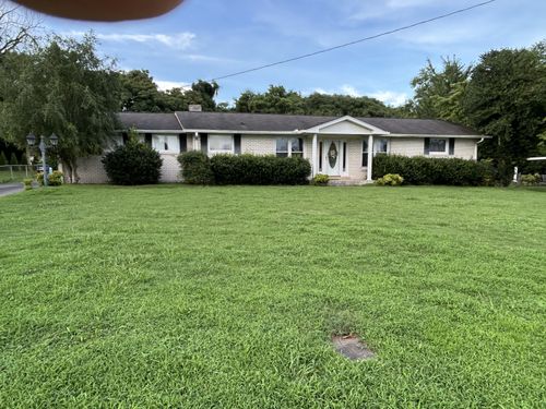 541 Des Moines Dr, Hermitage, TN, 37076-1404 | Card Image
