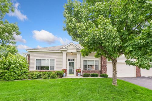 2014 Stahlke Way, Chaska, MN, 55318-3239 | Card Image