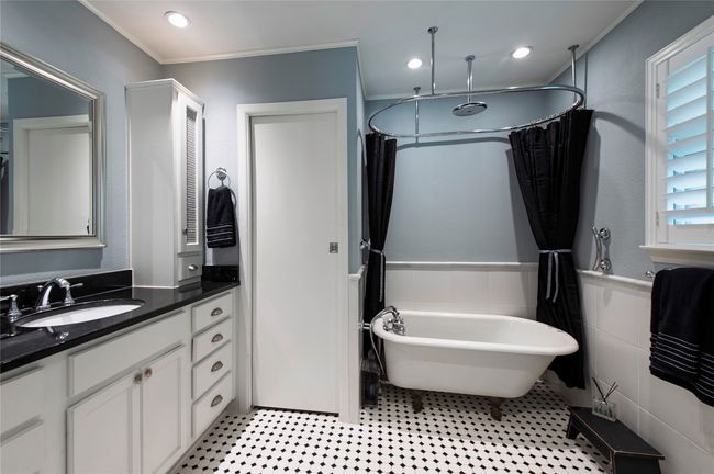 6694 Yosemite Ln, House other with 2 bedrooms, 2 bathrooms and null parking in Dallas TX | Image 15