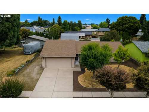 2010 S Dogwood St, Cornelius, OR, 97113-7259 | Card Image