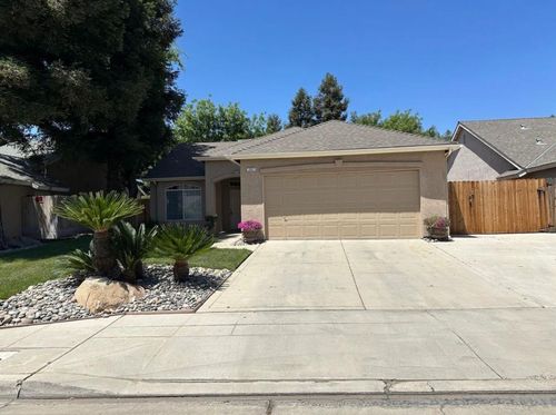 361 W Chennault Ave, Clovis, CA, 93611-0217 | Card Image