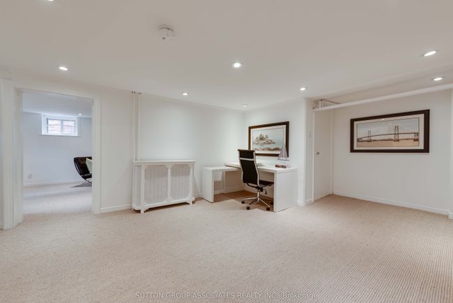 542 Atlas Ave, House other with 3 bedrooms, 2 bathrooms and 2 parking in York ON | Image 27