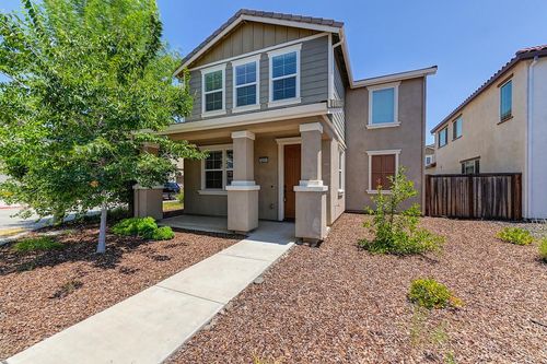 3231 Foxton Way, Rancho Cordova, CA, 95670-8033 | Card Image