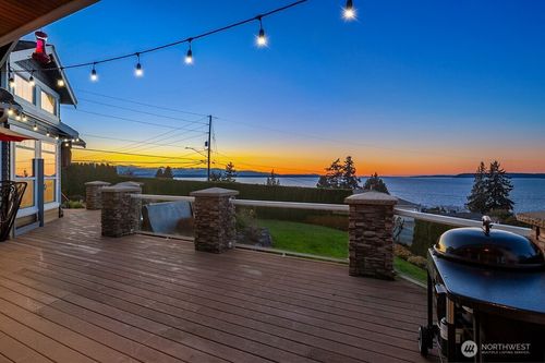 17003 Talbot Rd, Edmonds, WA, 98026-5055 | Card Image