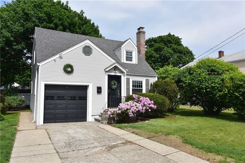 96 Meridian St, Providence, RI, 02908-2104 | Card Image