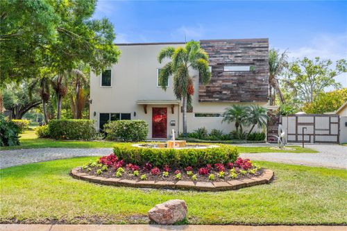2520 Gomaz Way S, St Petersburg, FL, 33712-3916 | Card Image