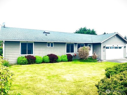 201 N Honeycomb Cir, Sequim, WA, 98382-3260 | Card Image