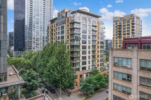 s403-910 Lenora Street, Seattle, WA, 98121 | Card Image