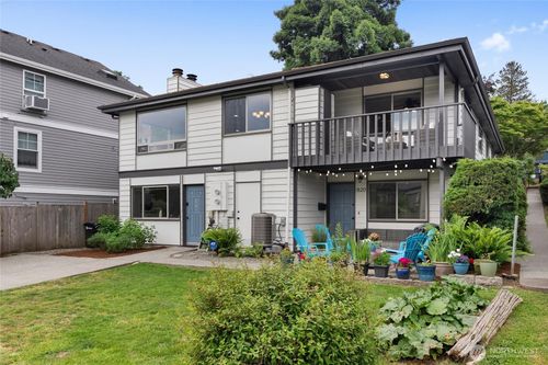 818 W Argand Street, Seattle, WA, 98119 | Card Image
