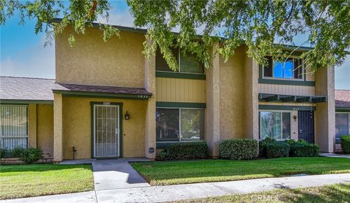 5033 Brooklawn Pl, Riverside, CA, 92504-1810 | Card Image