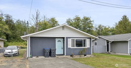 630 N 11th St, Elma, WA, 98541-9332 | Card Image