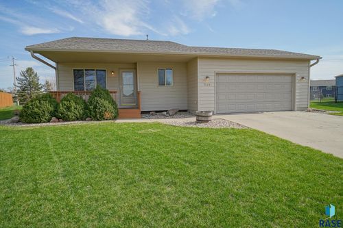 7624 S Bell Cir Circle, Sioux Falls, SD, 57108 | Card Image
