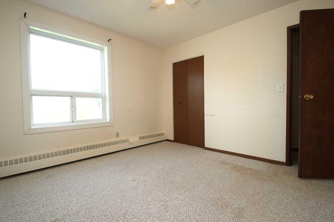 201 - 4405 48 Avenue, Condo with 1 bedrooms, 1 bathrooms and 1 parking in Red Deer AB | Image 9