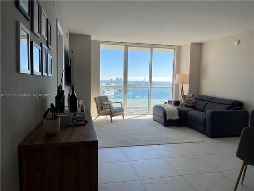 apt-2806-50 Biscayne Blvd, Miami, FL, 33132-2938 | Card Image