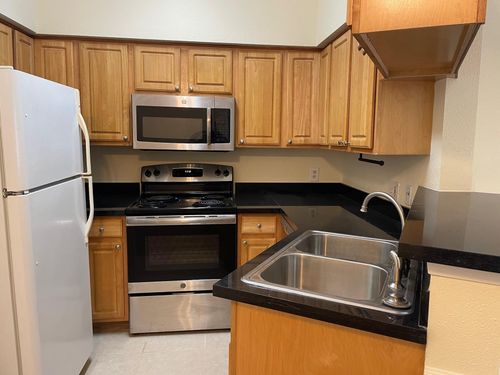 409-2626 Holly Hall St, Houston, TX, 77054-4175 | Card Image