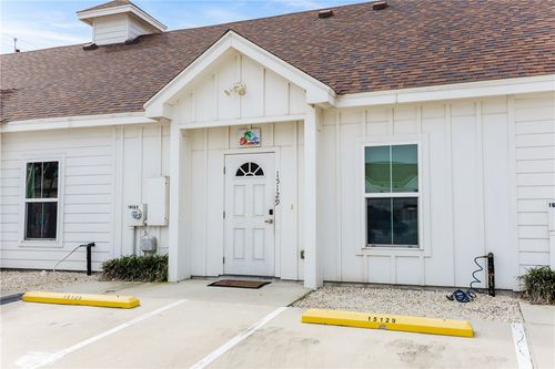 15129 Kokomo Dr, Corpus Christi, TX, 78418-1331 | Card Image