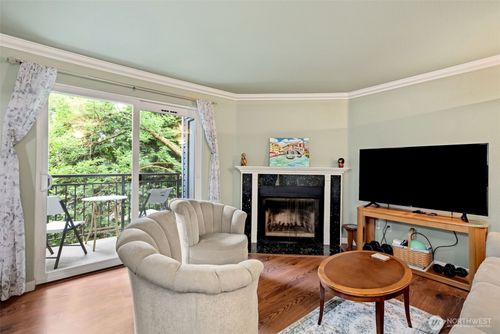 a204-12704 Ne 144th St, Kirkland, WA, 98034-4813 | Card Image