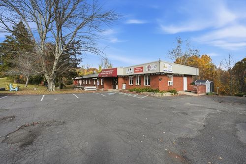 46 Main Rd, Montgomery, MA, 01085-9520 | Card Image