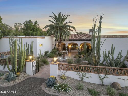 8119 E Foothills Dr, Scottsdale, AZ, 85255-4945 | Card Image