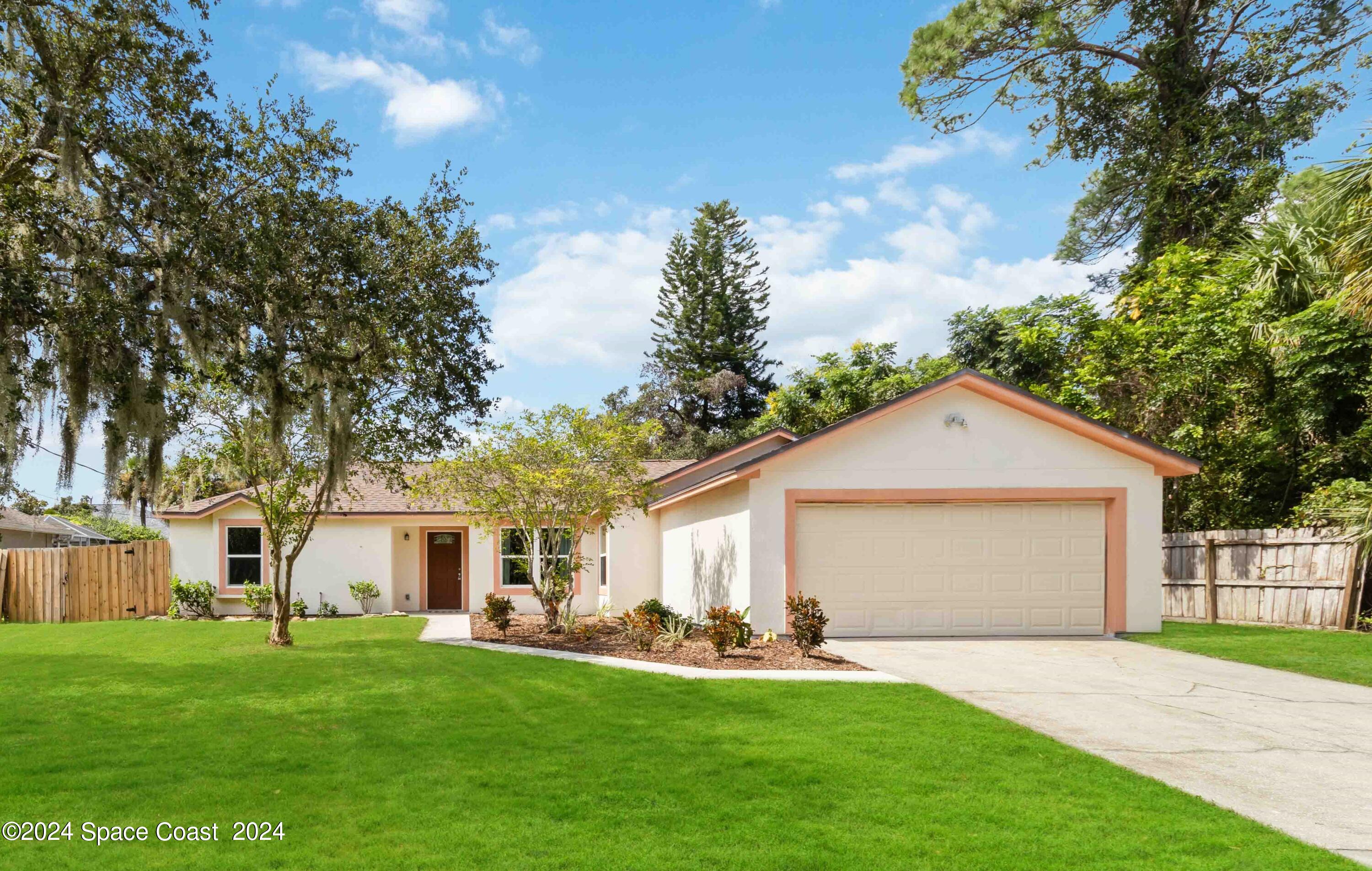 Hartford Rd, Cocoa, FL 32927