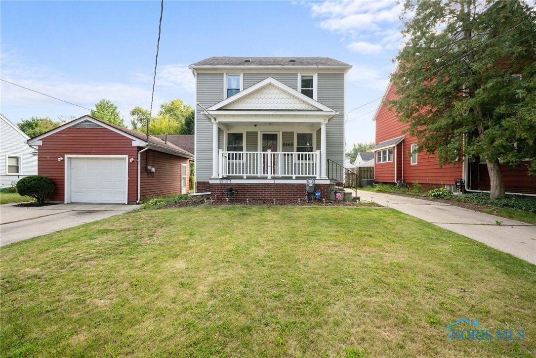 Pershing Dr, Toledo, OH 43613