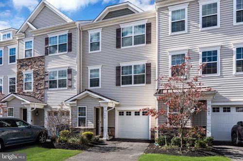 504 E International Road, MONROE TOWNSHIP, NJ, 08831 | Card Image