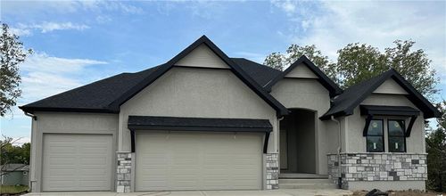 8989 Freedom St, Lenexa, KS, 66227-8124 | Card Image