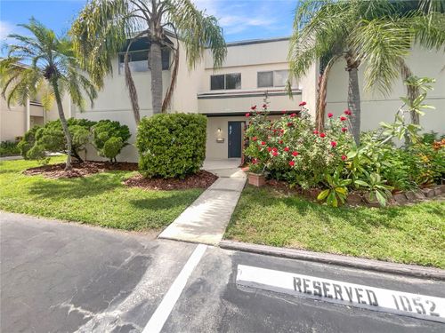 1052 Longfellow Cir, SARASOTA, FL, 34243-1207 | Card Image
