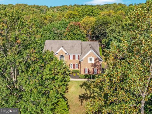 6904 Emma Ct, WARRENTON, VA, 20187-8963 | Card Image