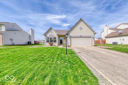 502 Alton Dr, Greenwood, IN, 46143-8434 | Card Image