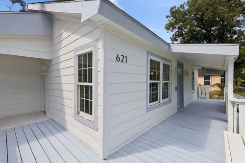 621 Alameda Rd, Azle, TX, 76020-4207 | Card Image