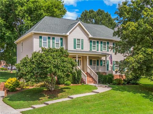 164 Fieldwood Dr, Advance, NC, 27006-9322 | Card Image