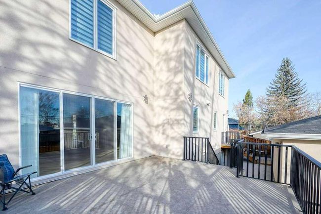 54 Malibou Road Sw, Home with 5 bedrooms, 3 bathrooms and 3 parking in Calgary AB | Image 15