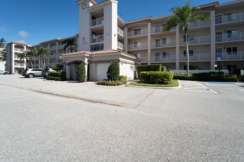 401-14112 Huntington Pointe Drive, Delray Beach, FL, 33484 | Card Image