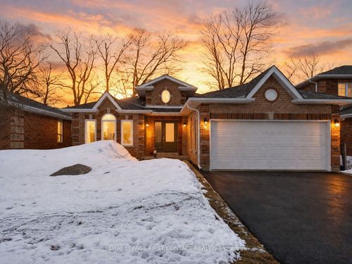 340 Livingstone St W, Barrie, ON, L4N7C5 | Card Image