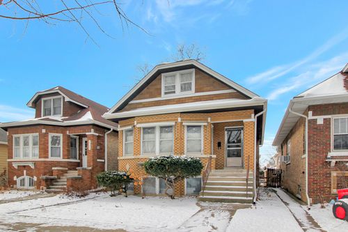 3730 Madison Ave, Brookfield, IL, 60513-1560 | Card Image