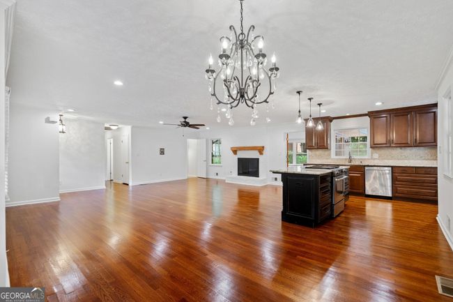 2985 Medinah Ct, House other with 3 bedrooms, 2 bathrooms and null parking in Chamblee GA | Image 5