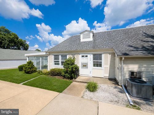 140 Plymouth Ln, MONROE TOWNSHIP, NJ, 08831 | Card Image