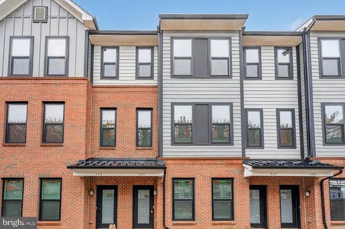 505 Sadie Cir, New Brunswick, NJ, 08901-5002 | Card Image