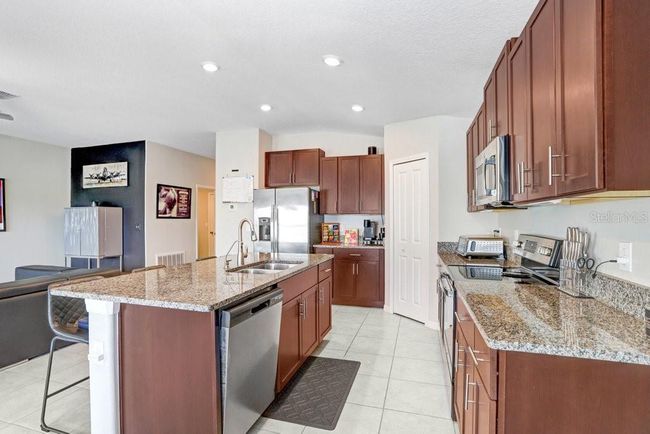 13625 Wild Ginger St, House other with 4 bedrooms, 2 bathrooms and null parking in RIVERVIEW FL | Image 15