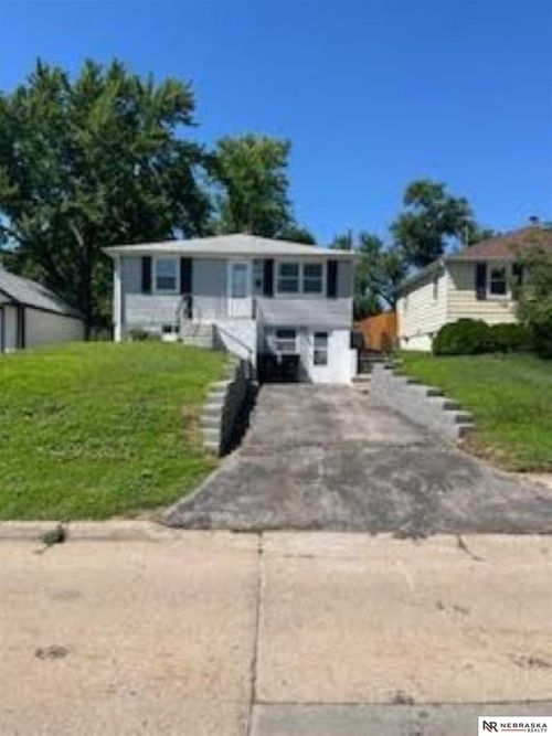 6524 Charles St, Omaha, NE, 68132-1251 | Card Image