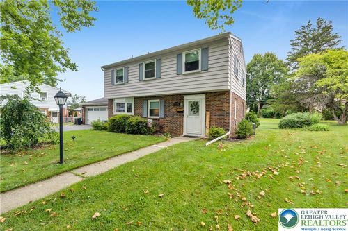 2718 Boyd St, BETHLEHEM, PA, 18017-4114 | Card Image
