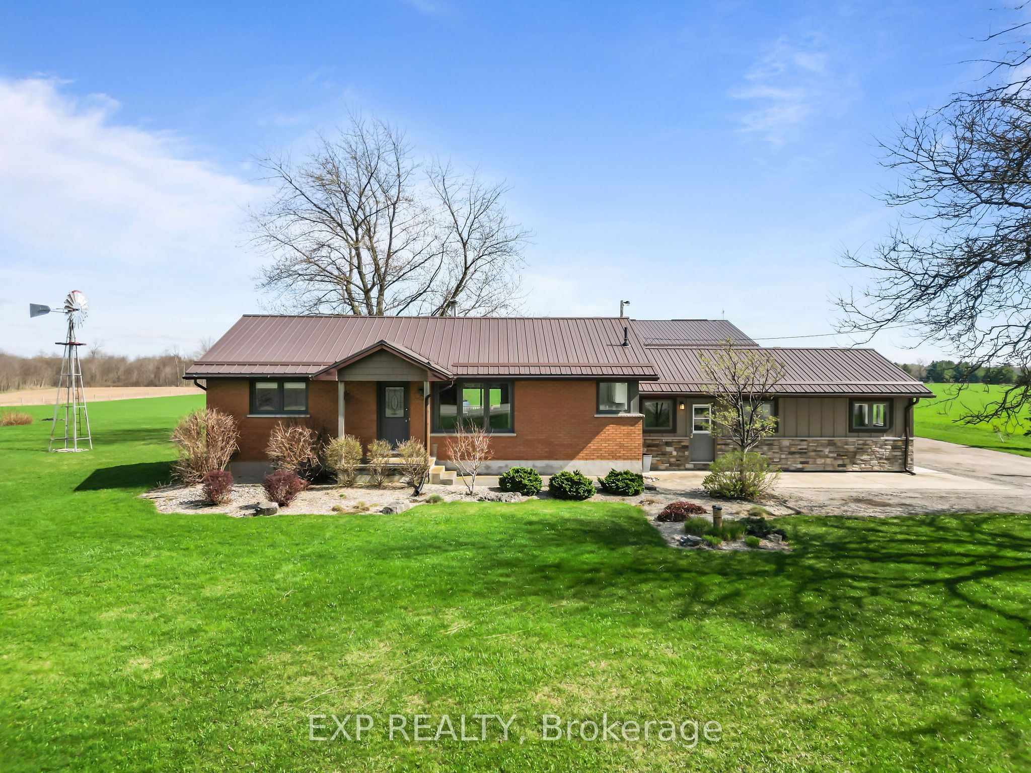 Residential in Strathroy-Caradoc 4
