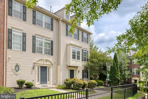 49-9301 Paragon Way, OWINGS MILLS, MD, 21117-1388 | Card Image