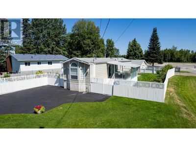 7310 Dawson Rd, House other with 3 bedrooms, 1 bathrooms and null parking in Prince George BC | Image 2