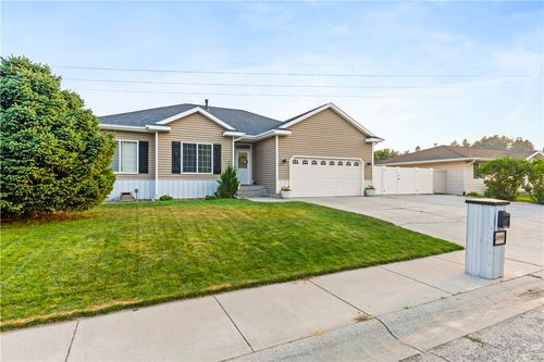 1090 Strawberry Ave, Billings, MT, 59105-1962 | Card Image