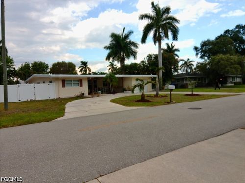 1443 Ricardo Avenue, Fort Myers, FL, 33901 | Card Image