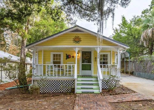 758 5th St, CEDAR KEY, FL, 32625-5054 | Card Image